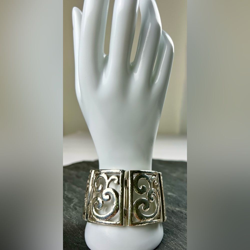 Brighton Vennia Hammered Scroll Bracelet